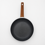 Tigaie antiaderentă din aluminiu cu înveliș de granit gri și mâner aspect lemn, 28cm
