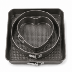 Set 3 forme de copt cu bază detașabilă, rotundă, pătrată și inimă, springform, 24/26/28 cm